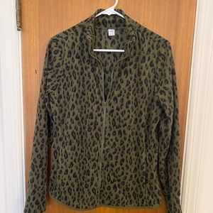 Old Navy Women’s Full Zip Fleece. Size Medium